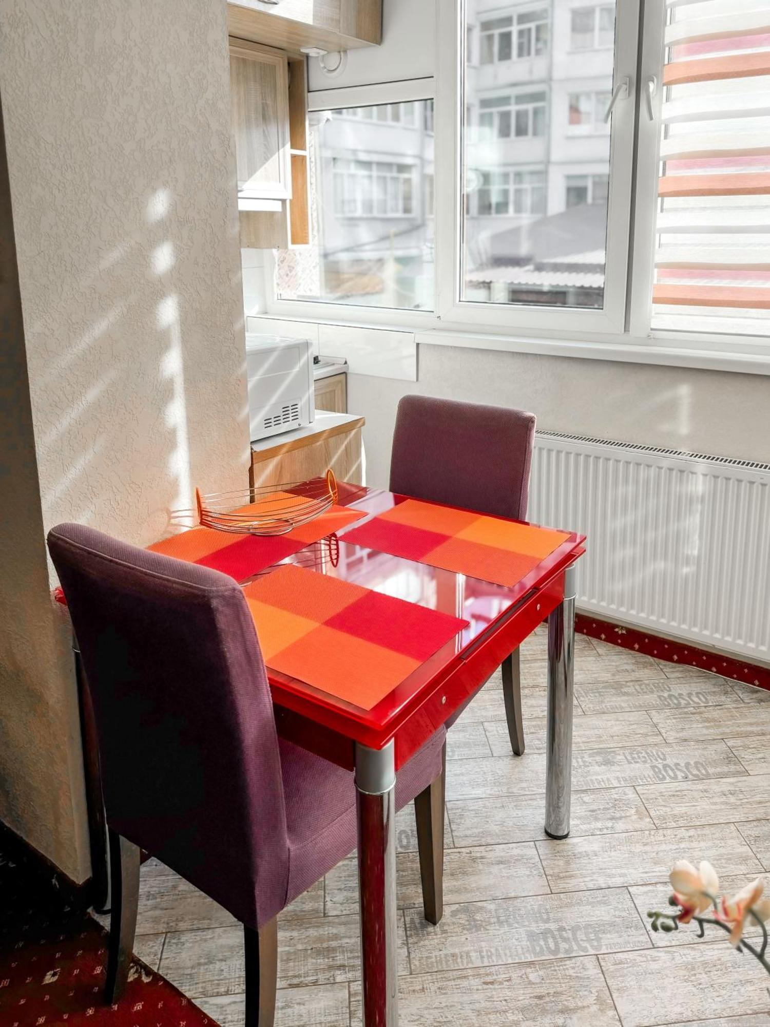 Apartments Deluxe İvano-Frankivsk Dış mekan fotoğraf