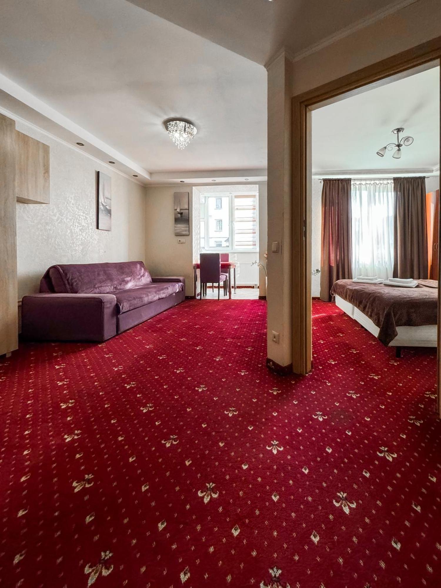 Apartments Deluxe İvano-Frankivsk Dış mekan fotoğraf