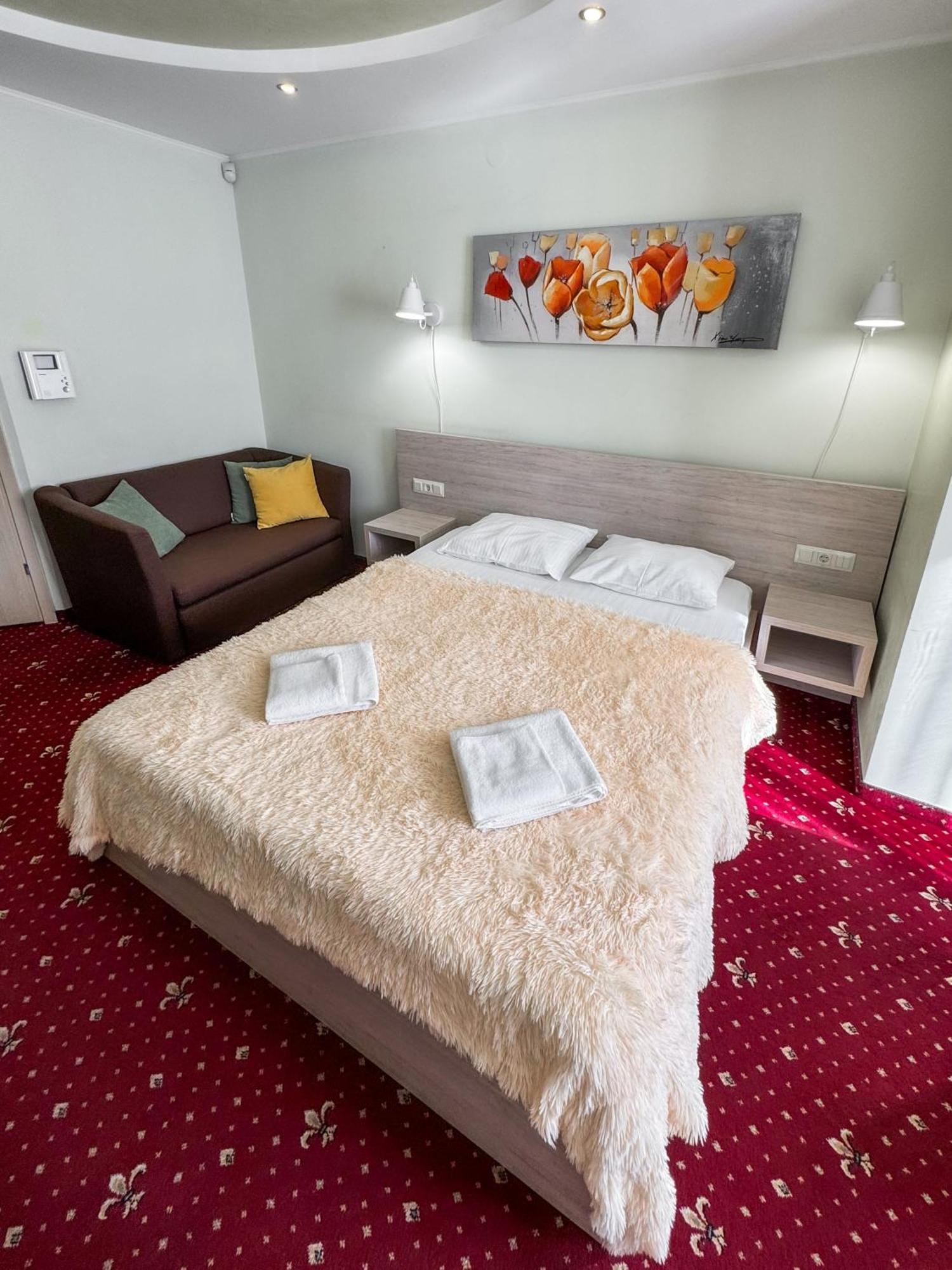 Apartments Deluxe İvano-Frankivsk Dış mekan fotoğraf