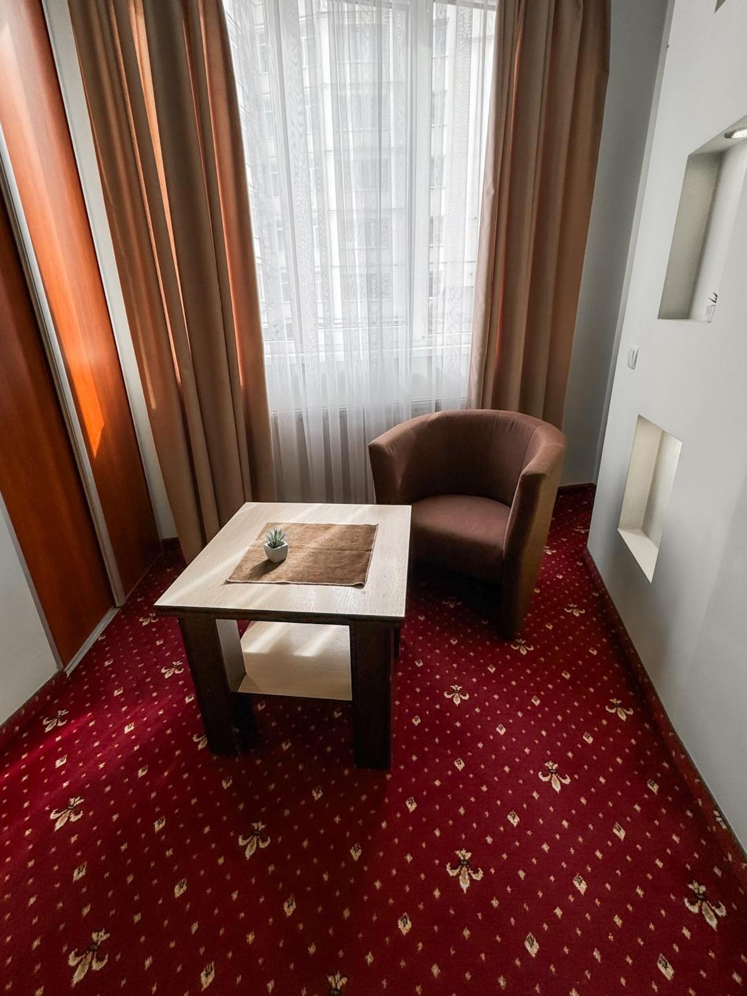 Apartments Deluxe İvano-Frankivsk Dış mekan fotoğraf