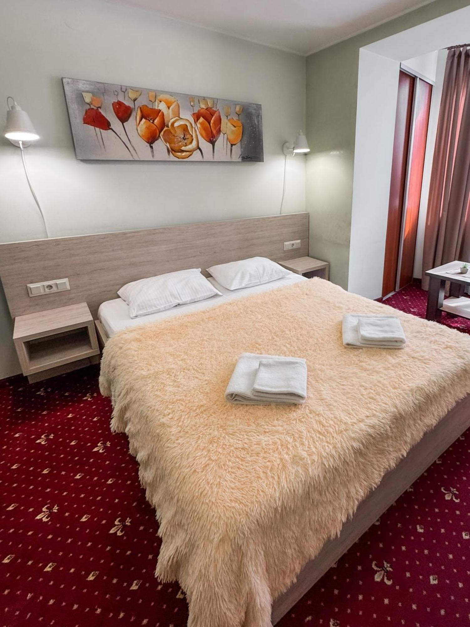 Apartments Deluxe İvano-Frankivsk Dış mekan fotoğraf