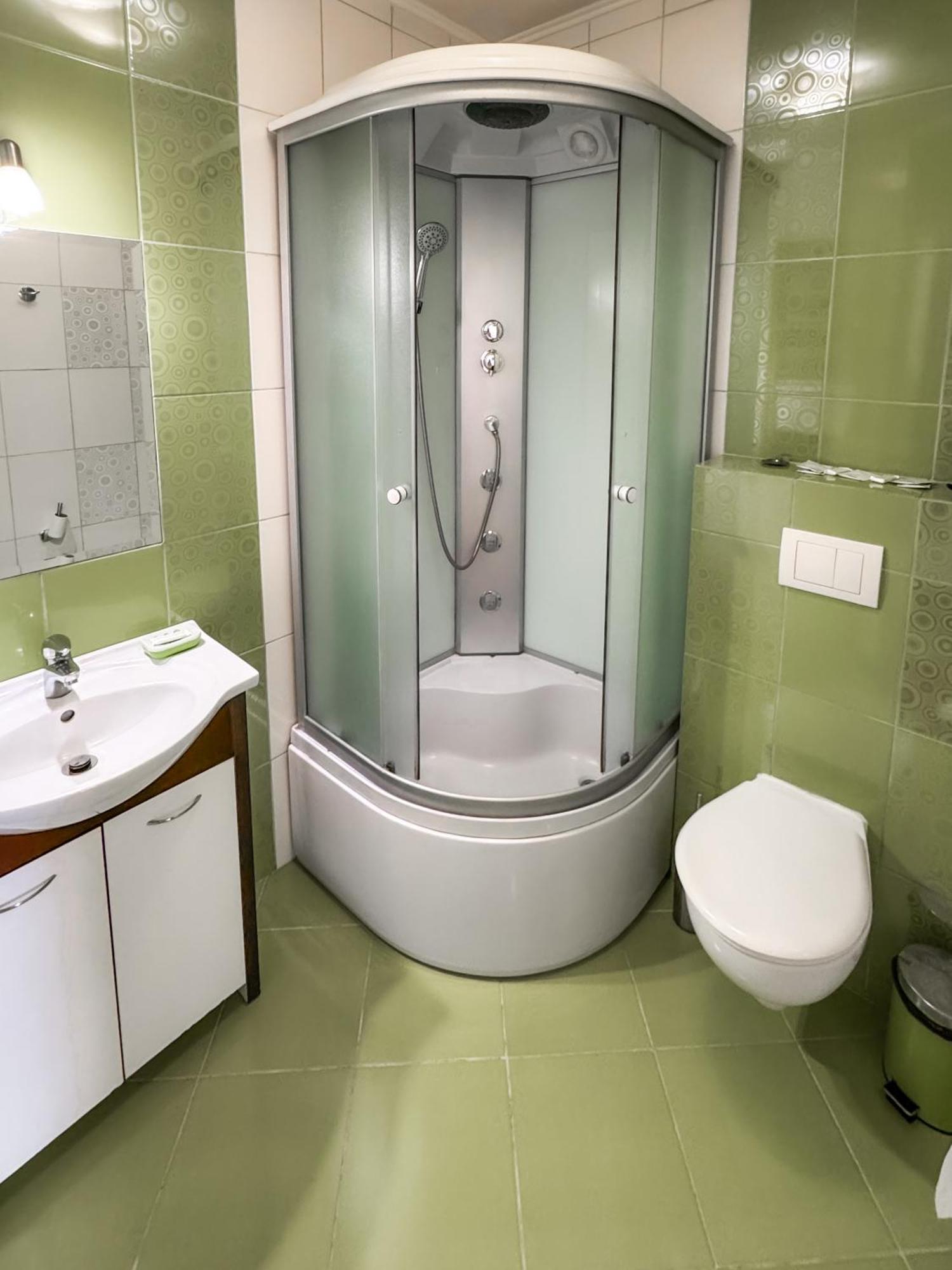 Apartments Deluxe İvano-Frankivsk Dış mekan fotoğraf