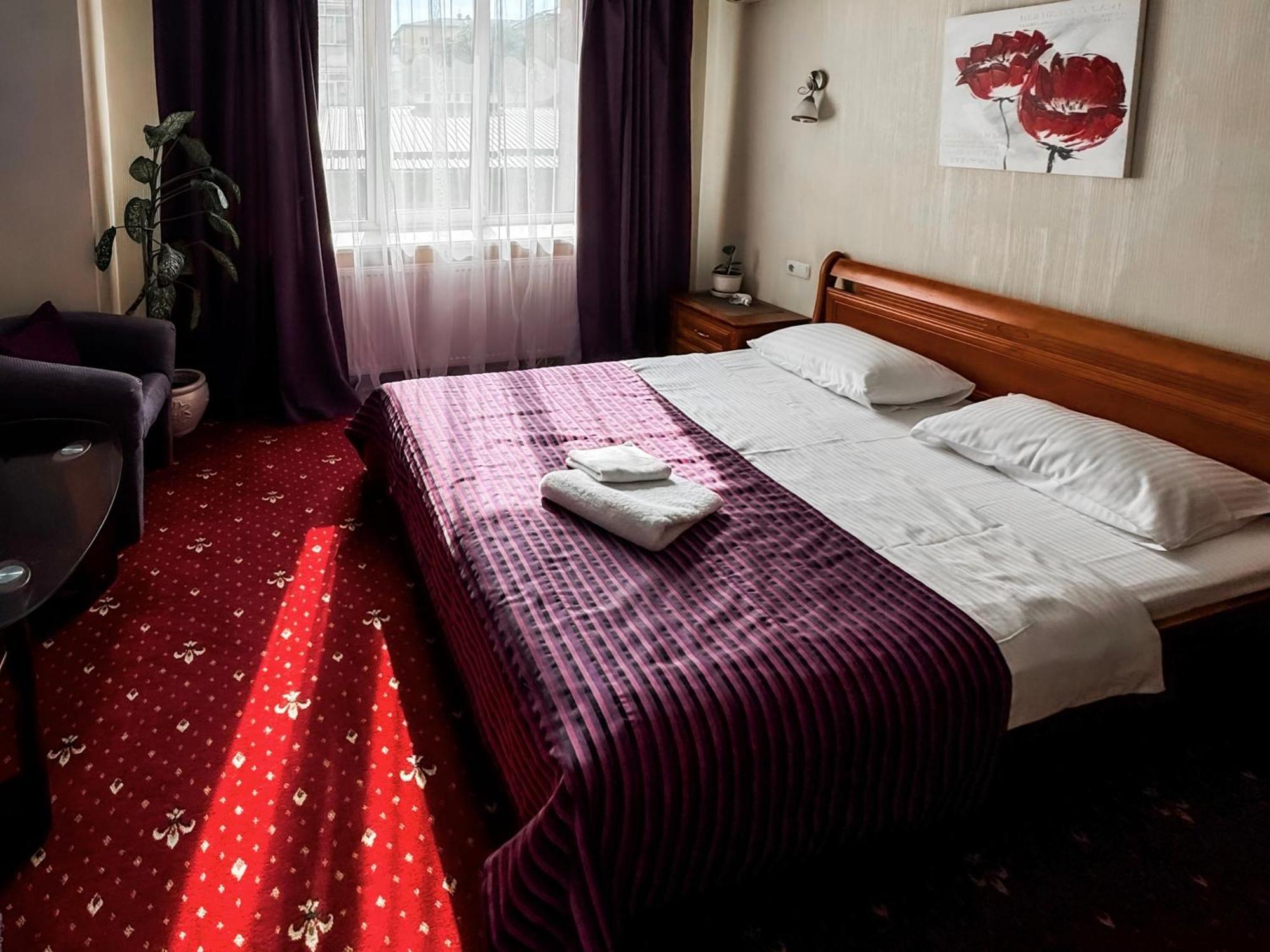 Apartments Deluxe İvano-Frankivsk Dış mekan fotoğraf